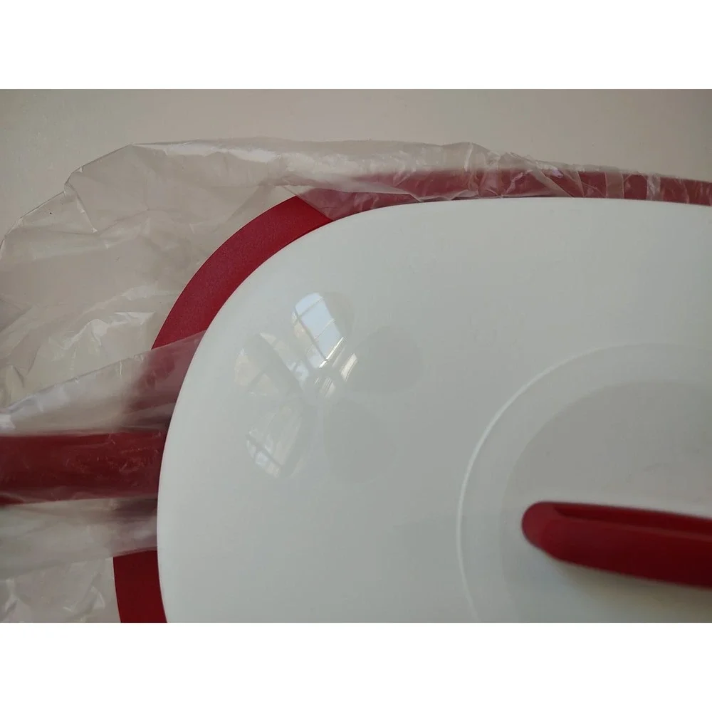 Tupperware Legacy Serving‎ dish red white 1.7 L 7 1/4 cups